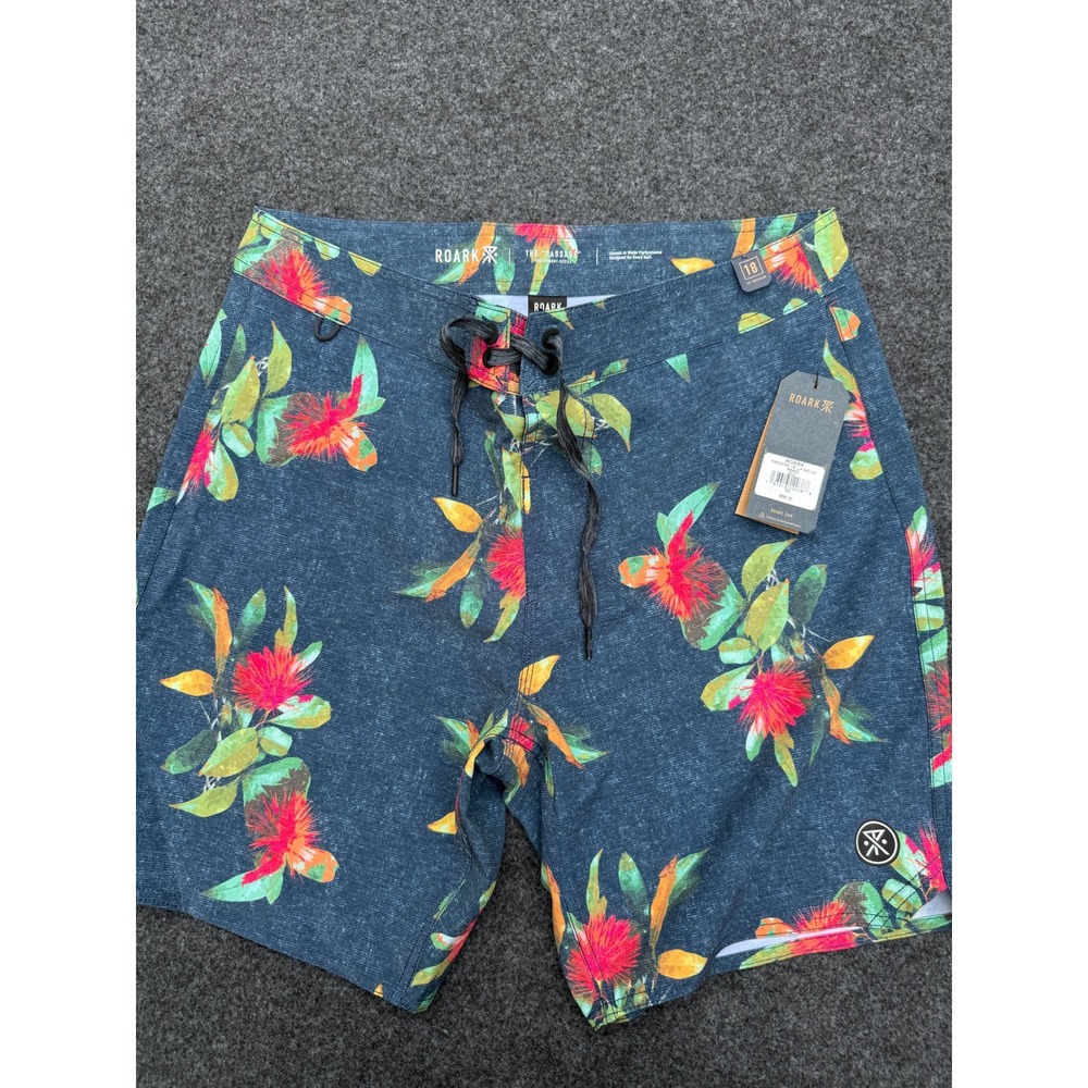 Roark Passage 18 La‎ Selva Boardshorts Mens 30 Dark Navy Blue Floral RB402